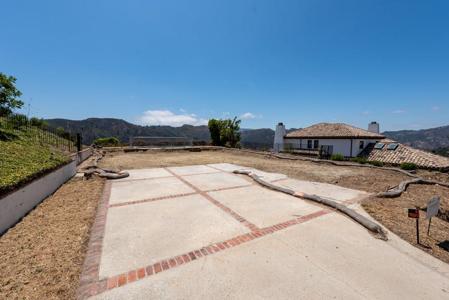 16756 Monte Hermoso Drive