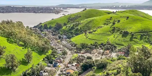 Carquinez Scenic Dr