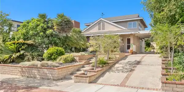 1709 Harbor Way