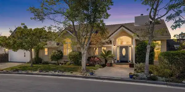 1375 Summit Park Ct