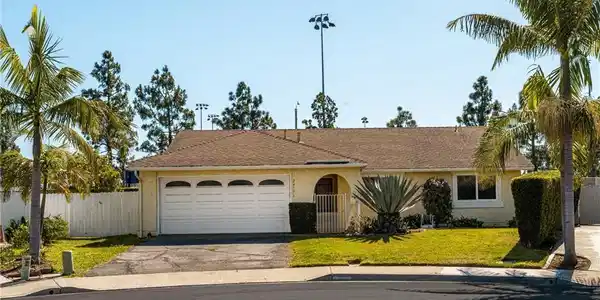 24751 Camarillo
