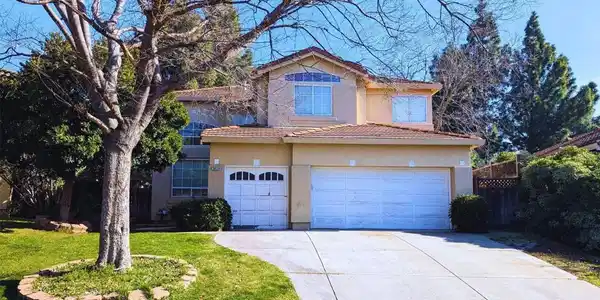 5029 5029 Bridle Way