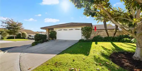11 Jetty Drive