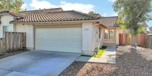 2312 Willow Ave