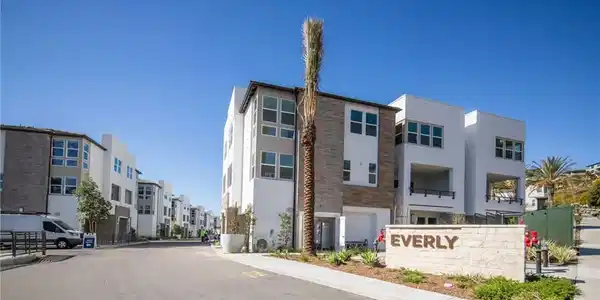 2739 Everly Drive