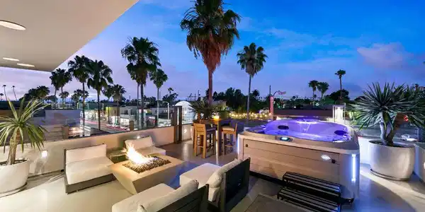 1430 Abbot Kinney Boulevard