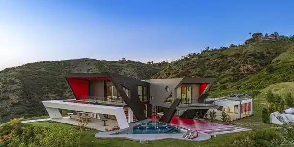 2514 Cayman Road