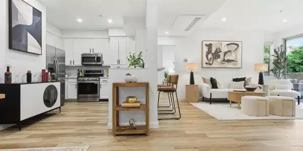 1400 El Camino Real