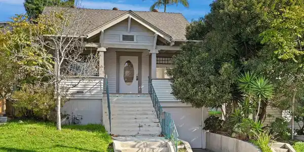 827 Glendale Ave