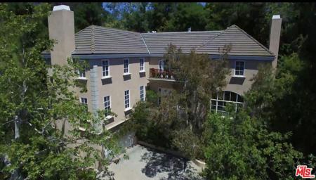 898 N Bundy Drive