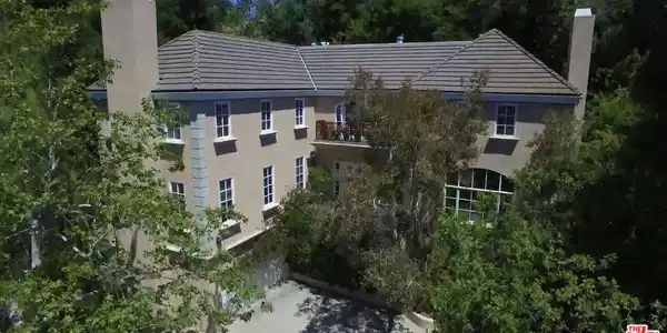 898 N Bundy Drive