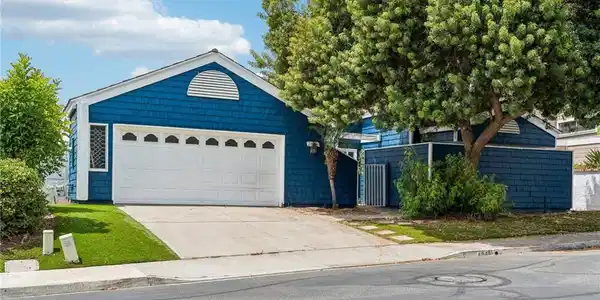 28391 Lakewood