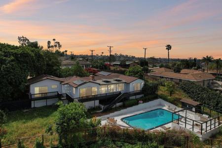 4322 Vista Coronado Drive