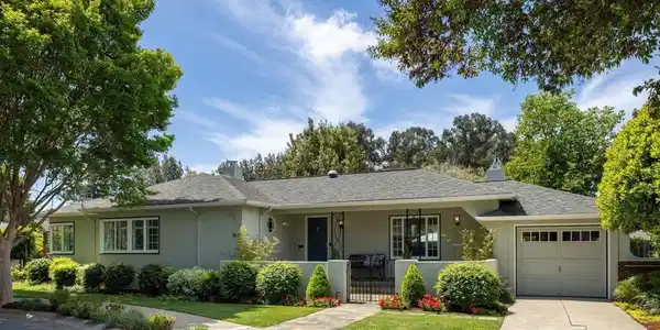 965 Ramona Way