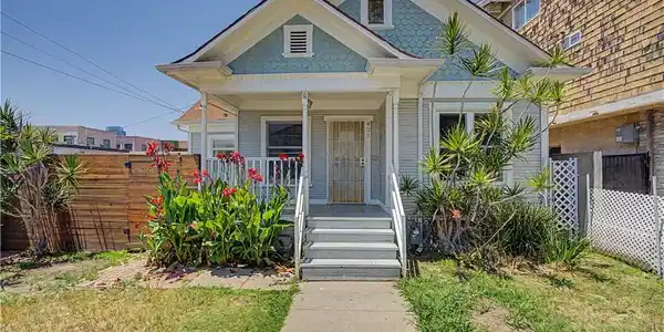 421 Almond