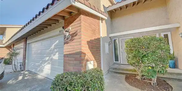 7872 Seabreeze Drive
