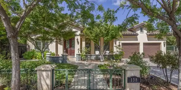 138 Higgins Avenue
