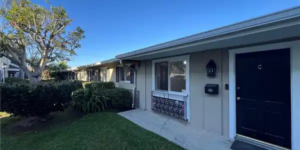 1741 Tustin