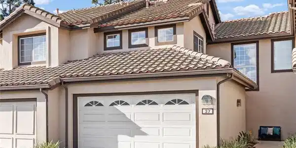 37 Meadowbrook