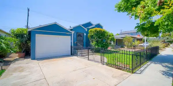 3973 Coolidge Avenue
