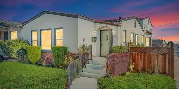 3000 56Th Ave