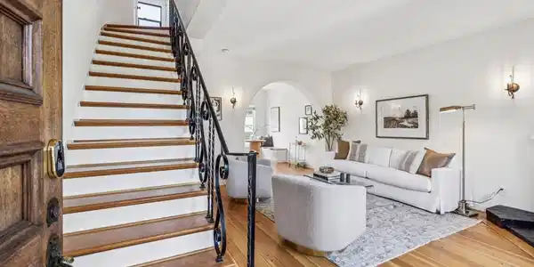 47 Excelsior Ct