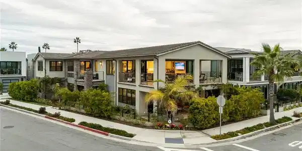 10 Ocean Place