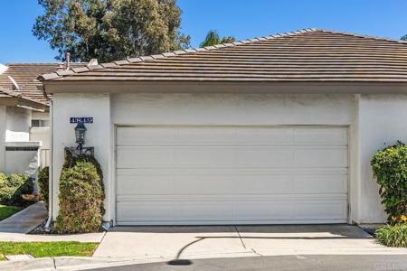 4849 Flying  Cloud Way