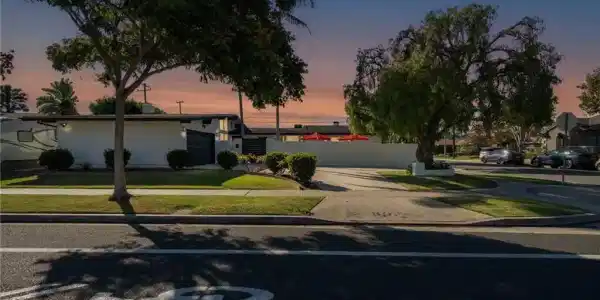 12431 Foster Road