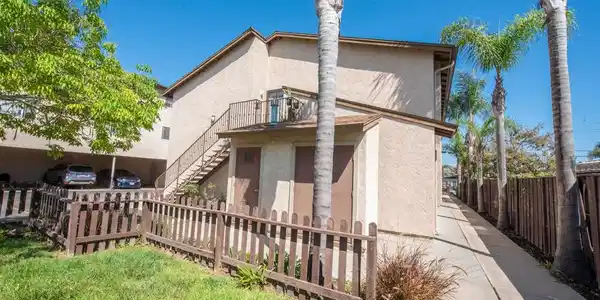 3295 Ocean View Blvd