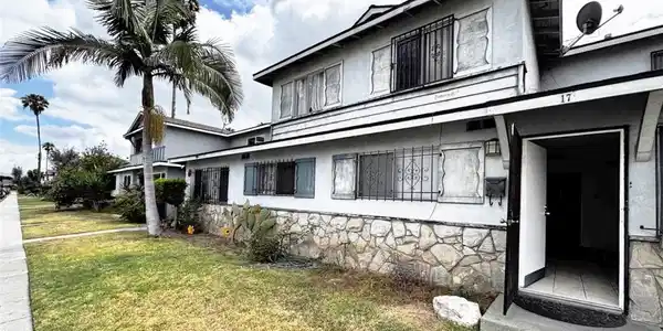 17 Scottsdale N