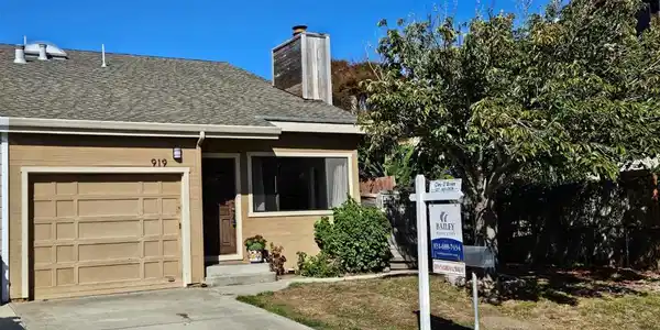 919 Paget Avenue