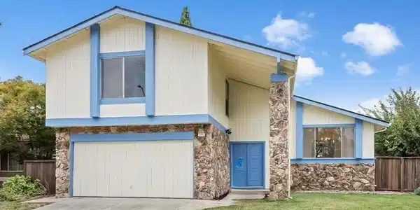 1145 Bennett Ct.