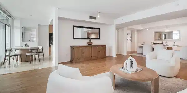 13600 Marina Pointe Drive