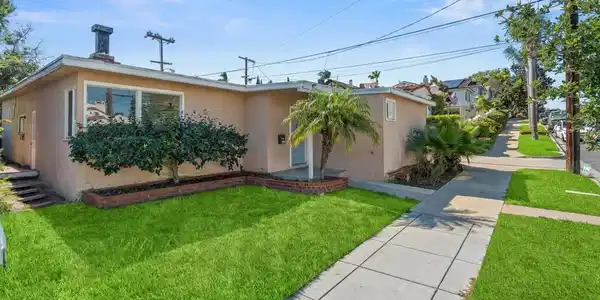 1422 6th Street