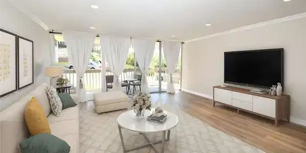 6542 Ocean Crest Drive