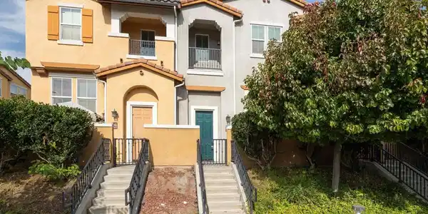 1005 L Avenue