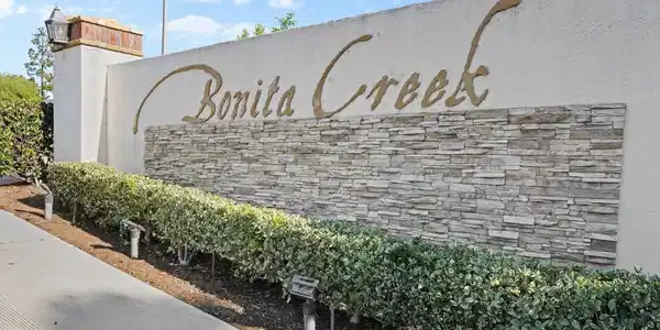 3345 Paseo De Fuentes