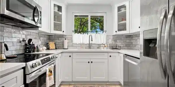 25697 Pine Creek
