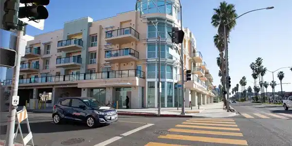 1598 Long Beach