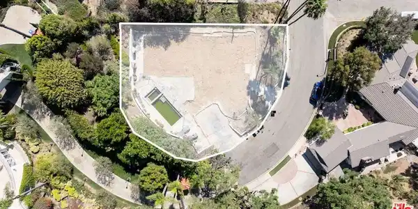1322 Las Pulgas Road