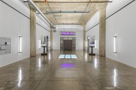 115 W 4th Street