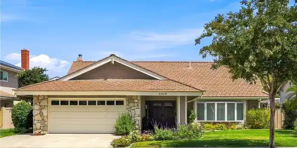 2040 Swan Drive