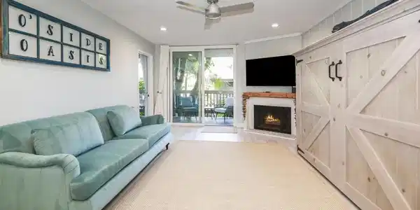999 N Pacific Street