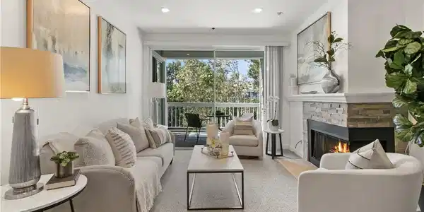20331 Bluffside Circle