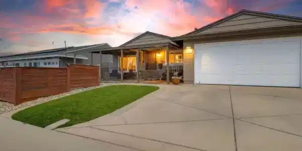 889 Blackwood Dr