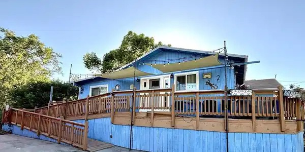 1824 Sycamore Drive