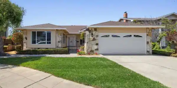 752 Matsonia Drive
