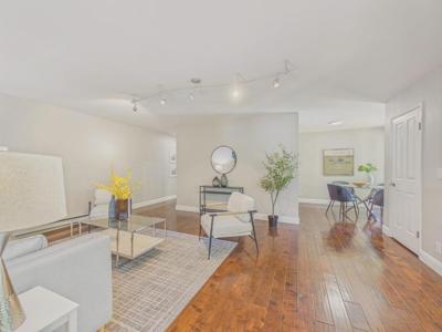 264 N Whisman Road