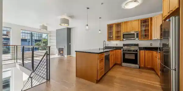 2300 Broadway